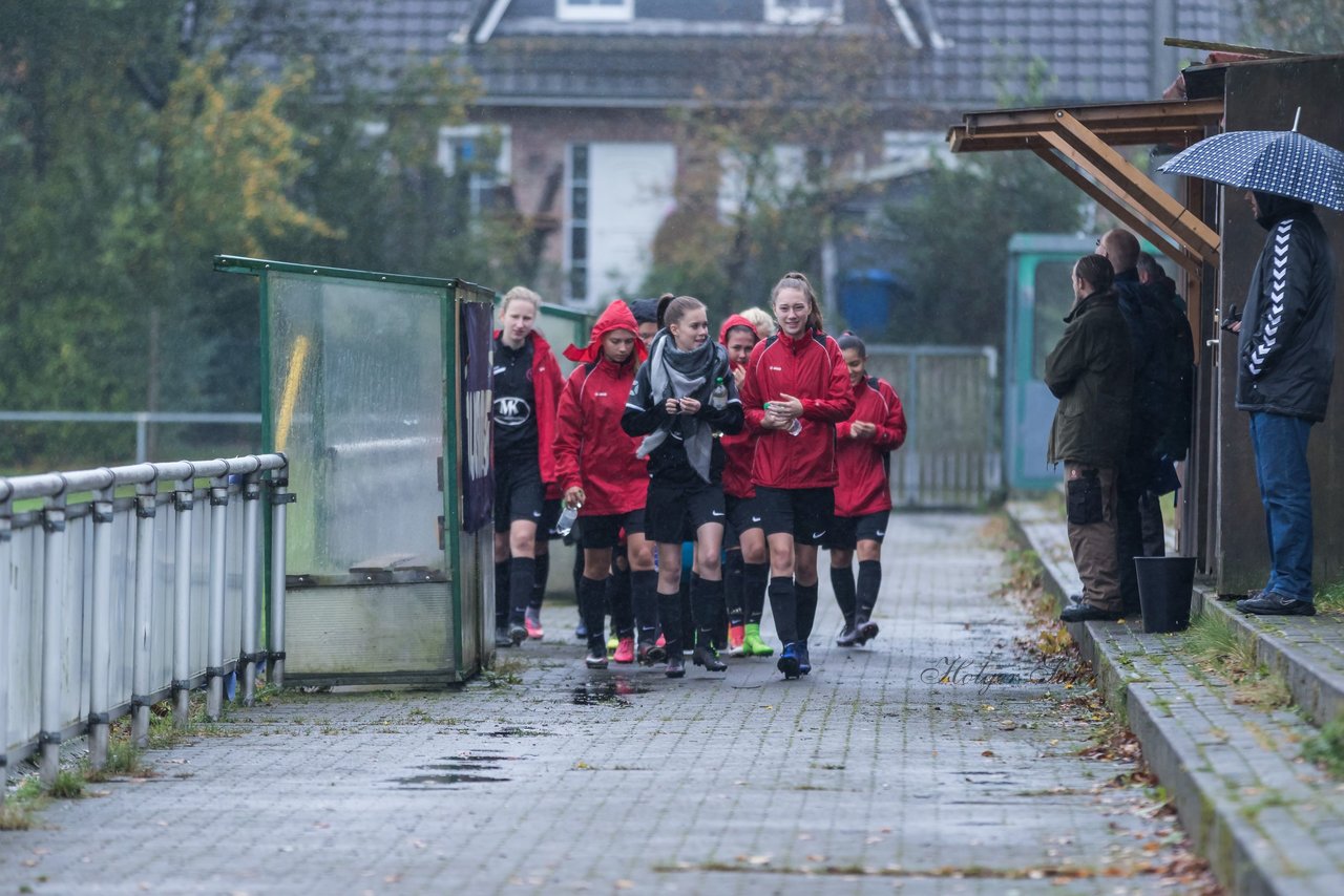 Bild 52 - B-Juniorinnen SV Henstedt Ulzburg - MSG Steinhorst Krummesse : Ergebnis: 4:0